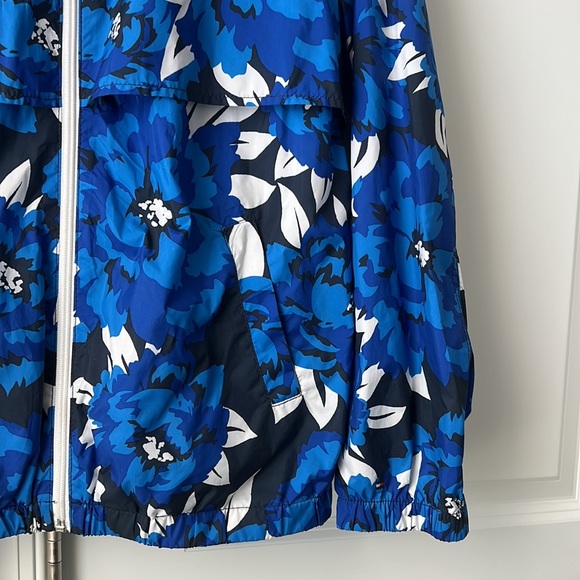 Tommy Hilfiger Wind Breaker Jacket 🧥 - Picture 2 of 5